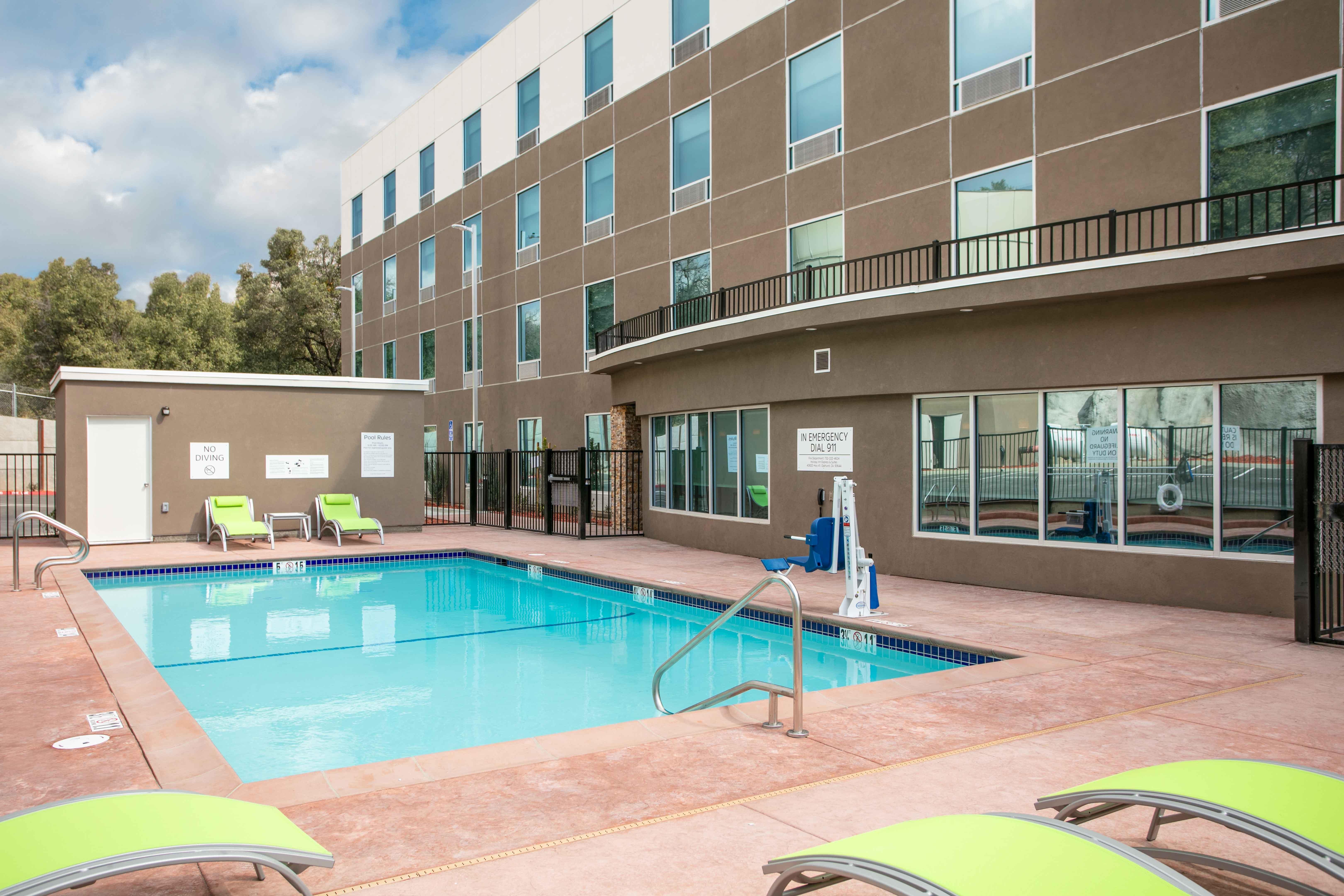 Holiday Inn Express & Suites Oakhurst-Yosemite Park Area By Ihg Exteriér fotografie