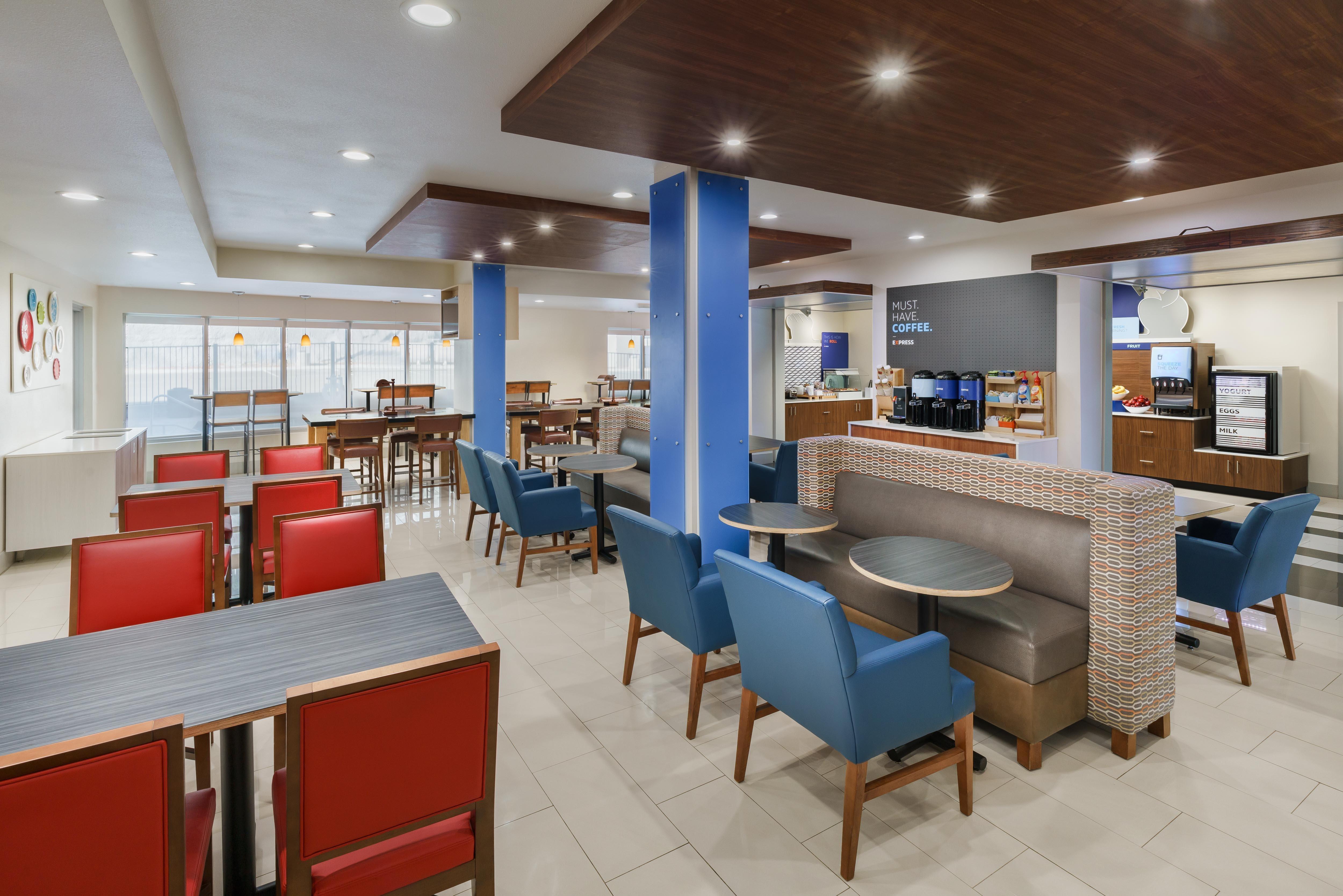 Holiday Inn Express & Suites Oakhurst-Yosemite Park Area By Ihg Exteriér fotografie
